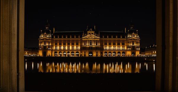 Murder party bordeaux : enquête immersive pour une soirée inoubliable