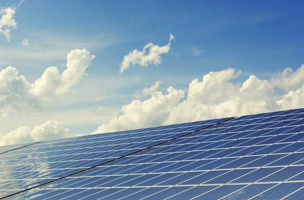 Photo écologie : votre solution d'énergie solaire sur mesure